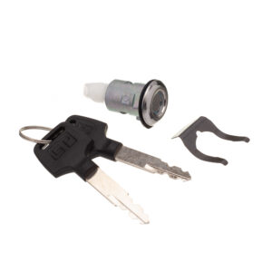 TRAVA TAMPA LATERAL GP7 CG 150